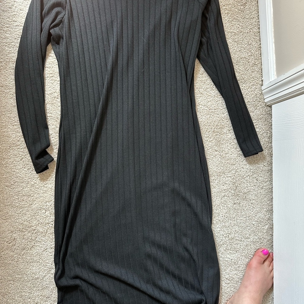 Dresses size L shorts size 12 - Picture 16 of 16